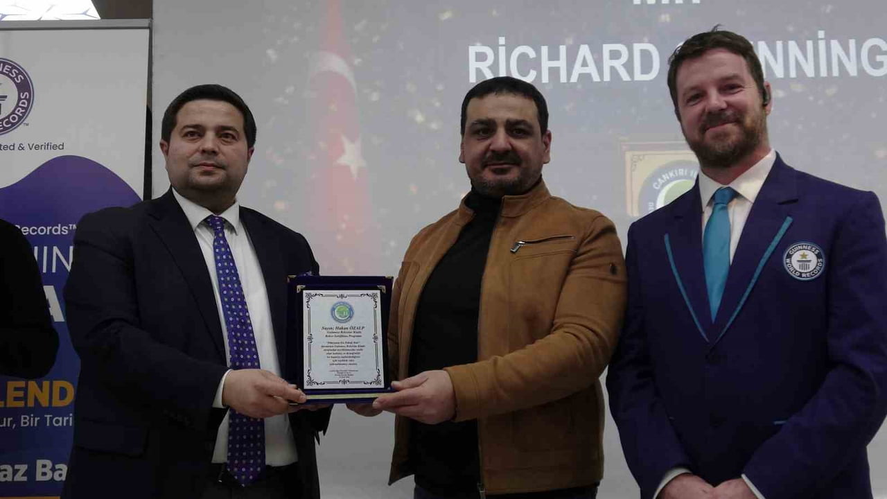 ÇANKIRI’NIN ILGAZ İLÇESİNDE, ÜNİVERSİTE ÖĞRENCİLERİNE BURS SAĞLAMAK AMACIYLA DÜZENLENEN AÇIK...