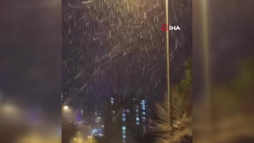 Çatalca ve Başakşehir’de kar yağışı tekrar başladı