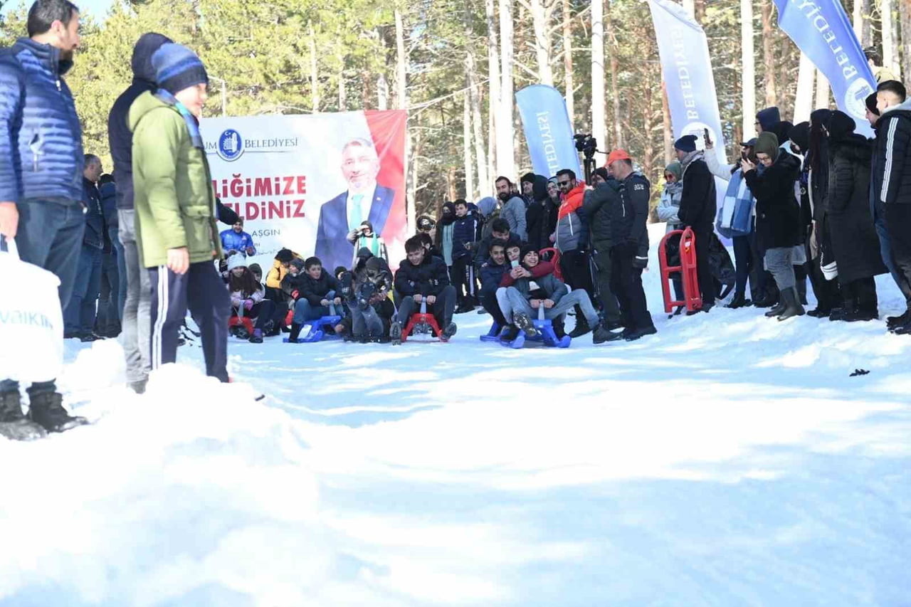 ÇORUM BELEDİYESİ TARAFINDAN DÜZENLENECEK KAR FESTİVALİNDE VATANDAŞLAR DOYASIYA EĞLENME FIRSATI...