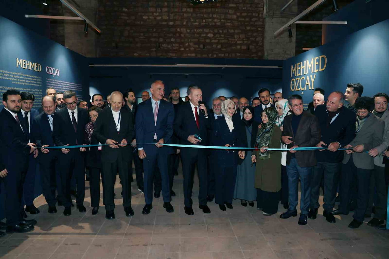 CUMHURBAŞKANI RECEP TAYYİP ERDOĞAN, TOPHANE-İ AMİRE KÜLTÜR VE SANAT MERKEZİ'NDE DÜZENLENEN HANE...