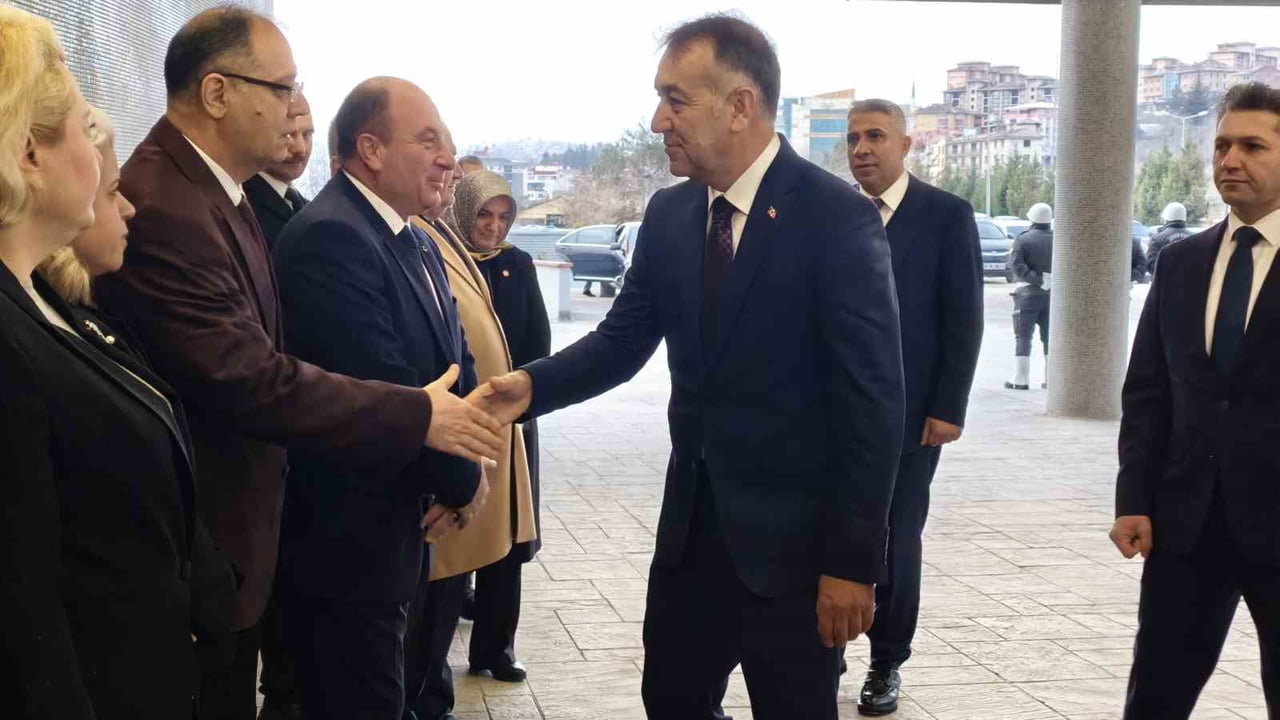 CUMHURBAŞKANLIĞI KARARNAMESİ İLE KARABÜK VALİLİĞİNE ATANAN OKTAY ÇAĞATAY, GÖREVİNE...