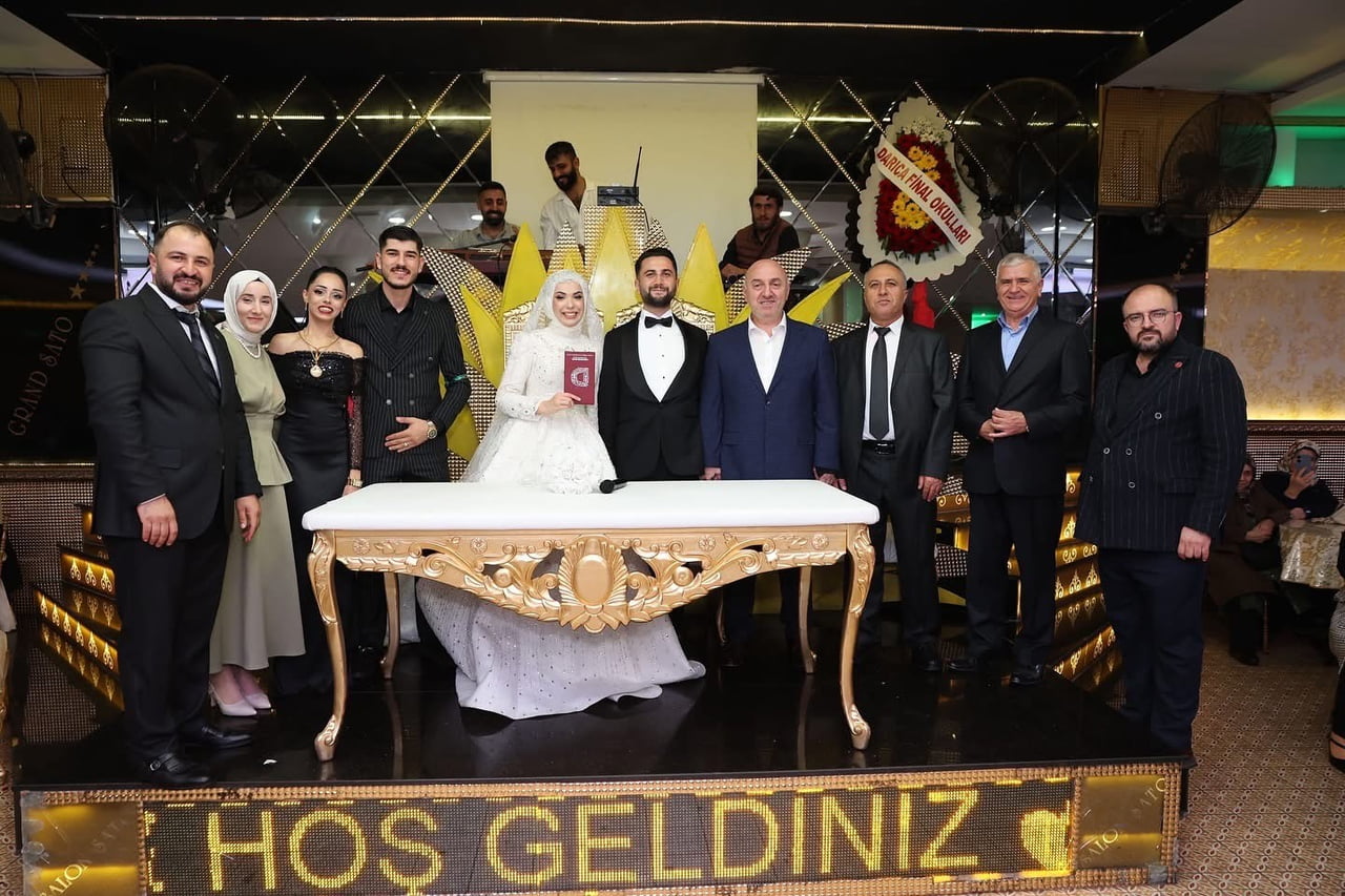 DARICA'DA 2025 YILINDA 1 BİN 475 ÇİFTİN RESMİ NİKAH İŞLEMİ GERÇEKLEŞTİRİLDİ.