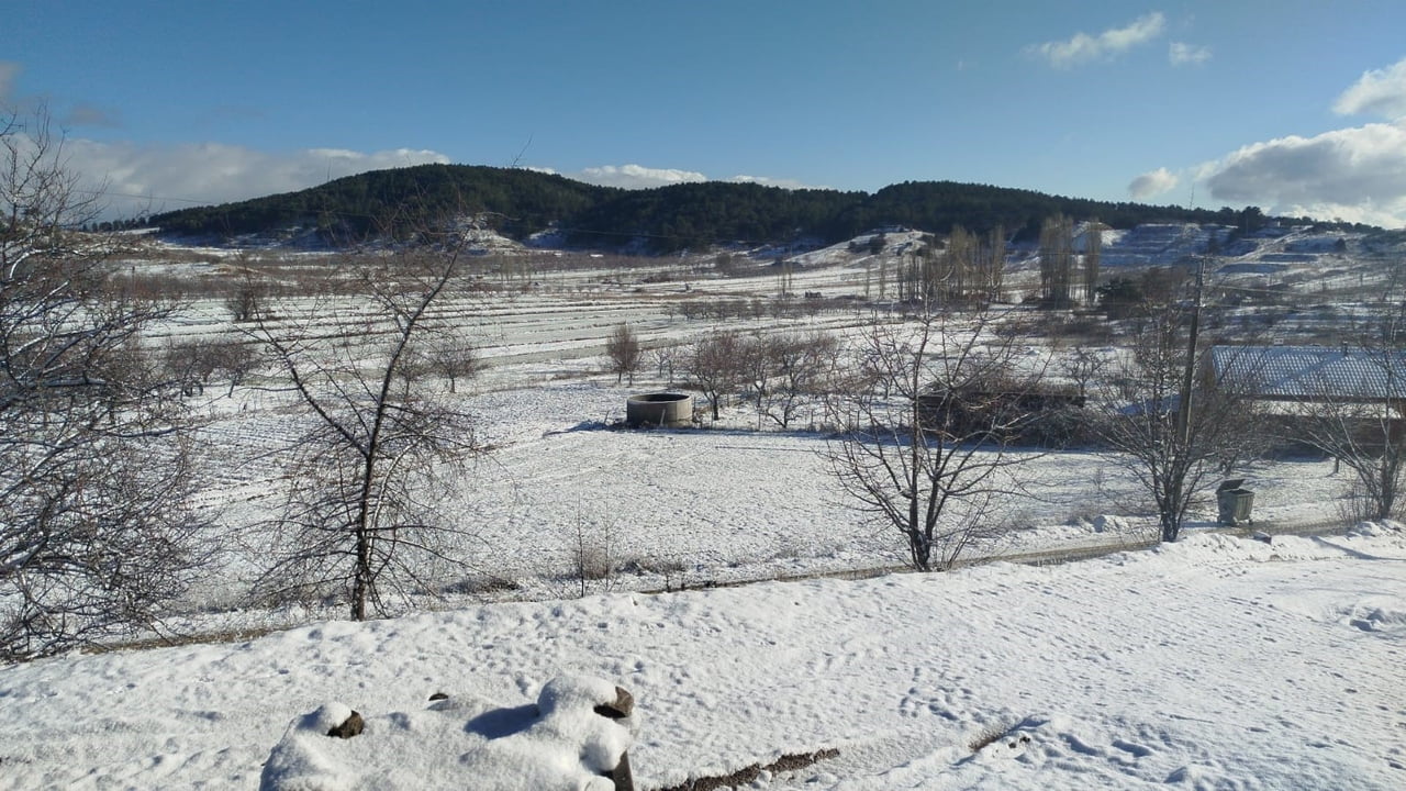 DENİZLİ’NİN BULDAN İLÇESİNİN YÜKSEK BÖLGELERİNE KAR YAĞIŞI ETKİLİ OLDU. FIRTINANIN ARDINDAN KAR...