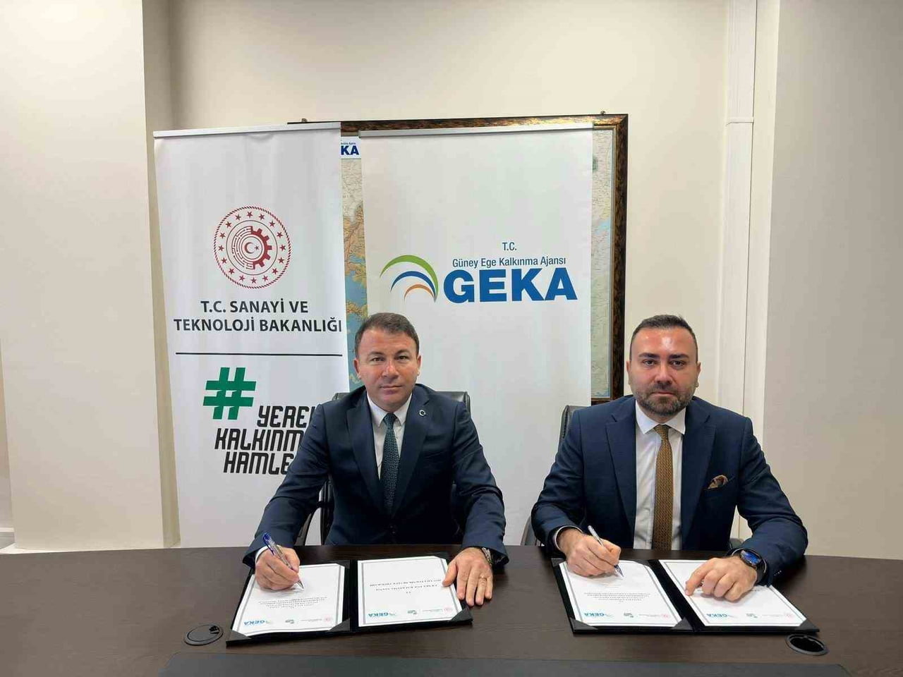 DENİZLİ TARIM VE ORMAN İL MÜDÜRLÜĞÜ TARAFINDAN HAZIRLANAN "GÜVENİLİR GIDA YOLCULUĞUNDA KADIN ELİ"...