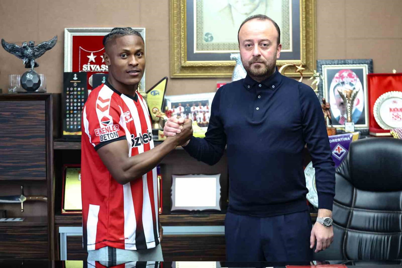 DEVRE ARASI TRANSFER ÇALIŞMALARINI SÜRDÜREN ÖZBELSAN SİVASSPOR, 22 YAŞINDAKİ FORVET OYUNCUSU...