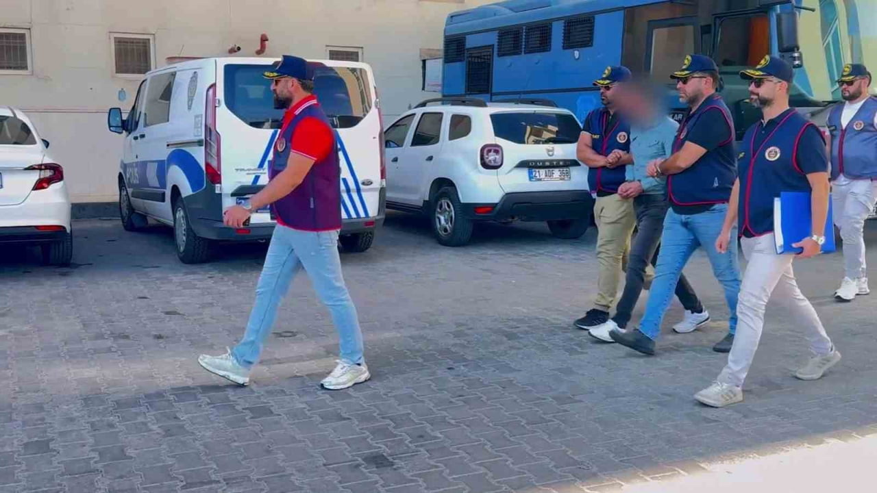 DİYARBAKIR’IN ÇERMİK İLÇESİ KIRSAL PETEKKAYA MAHALLESİ'NDE 9 AĞUSTOS 2015'TE BÖLGEDE PİKNİK YAPAN...