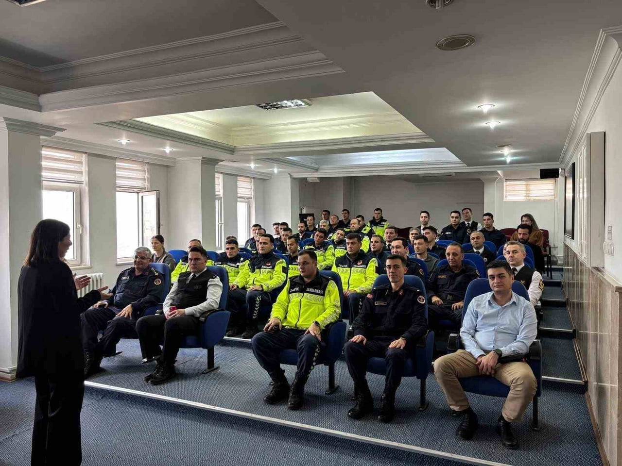 DÜZCE ÜNİVERSİTESİ DR. ÖĞR. ÜYESİ NURGÜL SOYDAŞ, DÜZCE İL JANDARMA KOMUTANLIĞINDA DÜZENLENEN...