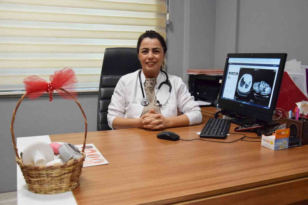 DÜZCE ÜNİVERSİTESİ TIP FAKÜLTESİ GÖĞÜS HASTALIKLARI ANABİLİM DALI BAŞKANI PROF. DR. PINAR YILDIZ...