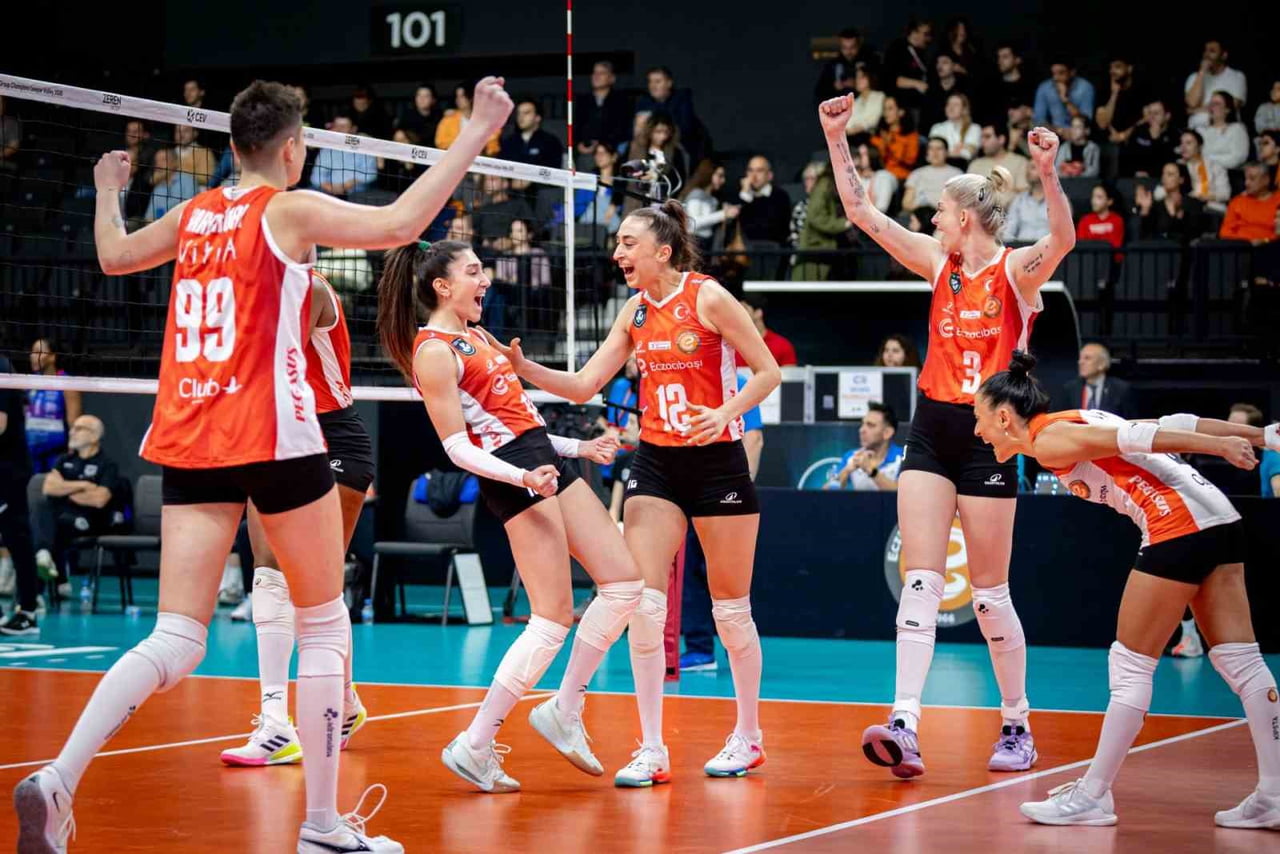 ECZACIBAŞI DYNAVİT, CEV ZEREN GROUP ŞAMPİYONLAR LİGİ C GRUBU MAÇINDA, EVİNDE İTALYA EKİBİ VERO...