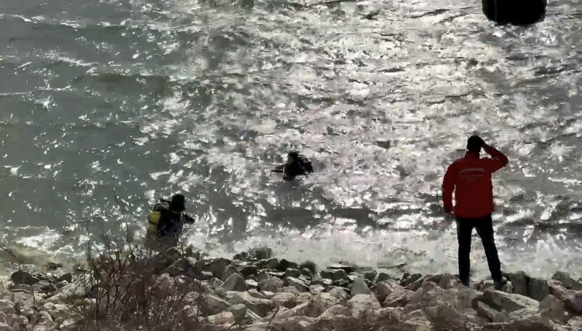 ELİF KUMAL İÇİN BAŞLATILAN ARAMA ÇALIŞMALARI 8'İNCİ GÜNÜNDE DE ARALIKSIZ SÜRÜYOR.