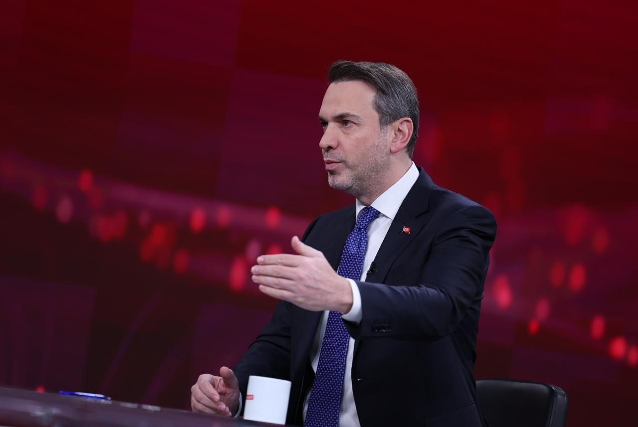 ENERJİ VE TABİİ KAYNAKLAR BAKANI ALPARSLAN BAYRAKTAR, ÇAĞRI BEY SONDAJ GEMİSİ’NİN SOMALİ’DE SONDAJ...