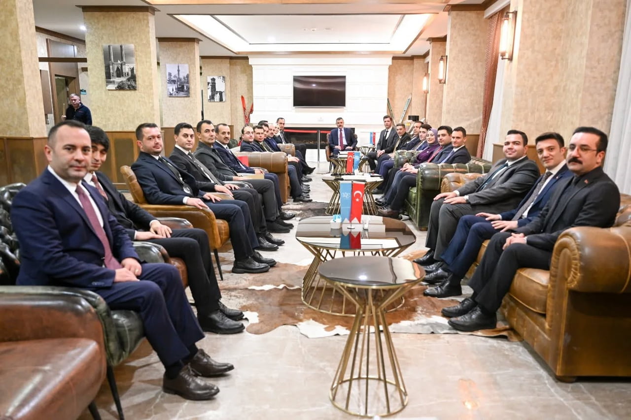 ERZURUM VALİSİ MUSTAFA ÇİFTÇİ, 10 OCAK İDARECİLER GÜNÜ DOLAYISIYLA ERZURUM’DA GÖREV YAPAN MÜLKİ...