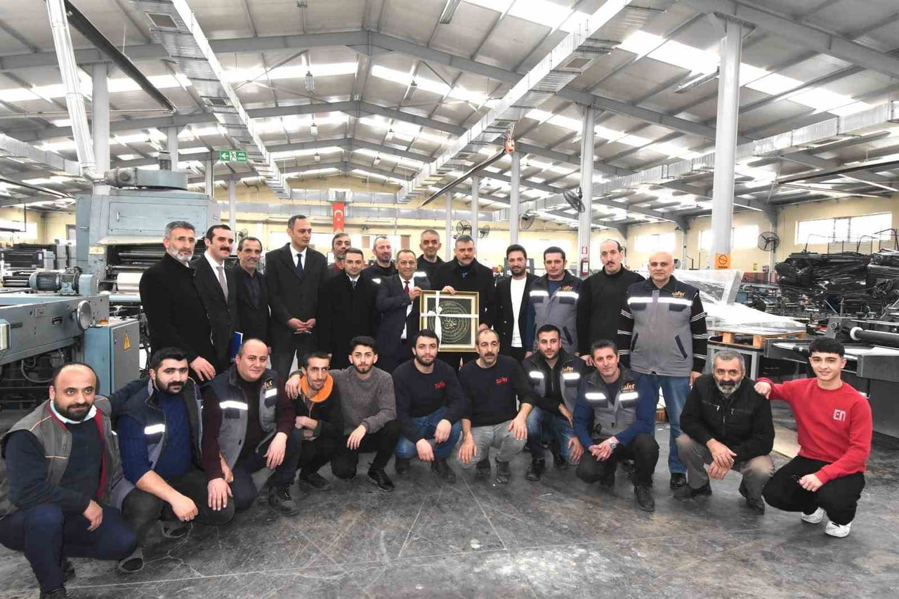 ERZURUM VALİSİ MUSTAFA ÇİFTÇİ, 42'NCİ KURULUŞ YILINDA BERABERİNDE VALİ YARDIMCISI MEMET FARUK...