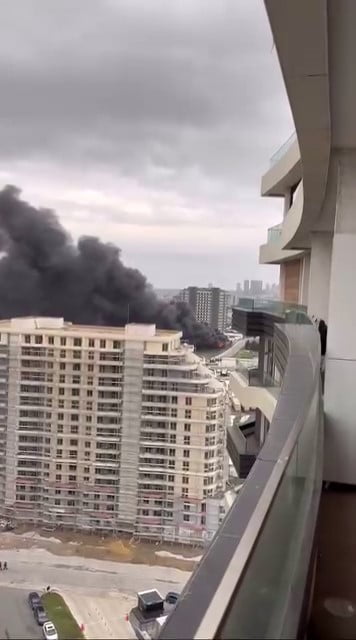 ESENYURT’TA BİR ZİNCİR MARKET DEPOSUNDA YANGIN ÇIKTI