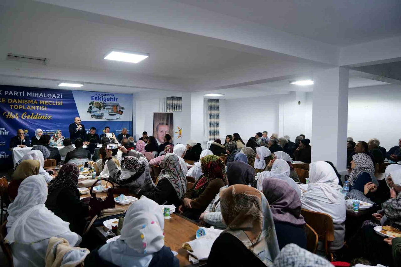 ESKİŞEHİR'DE AK PARTİ İL BAŞKANLIĞI TARAFINDAN MİHALGAZİ İLÇE DANIŞMA MECLİSİ TOPLANTISI...
