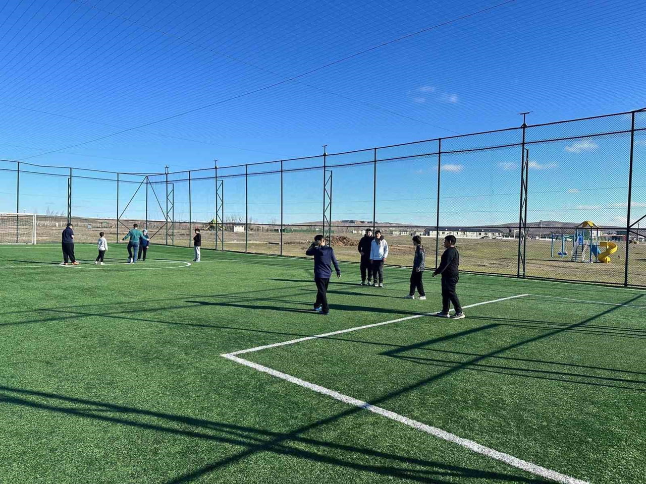 ESKİŞEHİR GENÇLİK VE SPOR İL MÜDÜRLÜĞÜ BÜNYESİNDEKİ MAHMUDİYE İLÇE MÜDÜRLÜĞÜ TESİSLERİ, GÜNÜN HER...