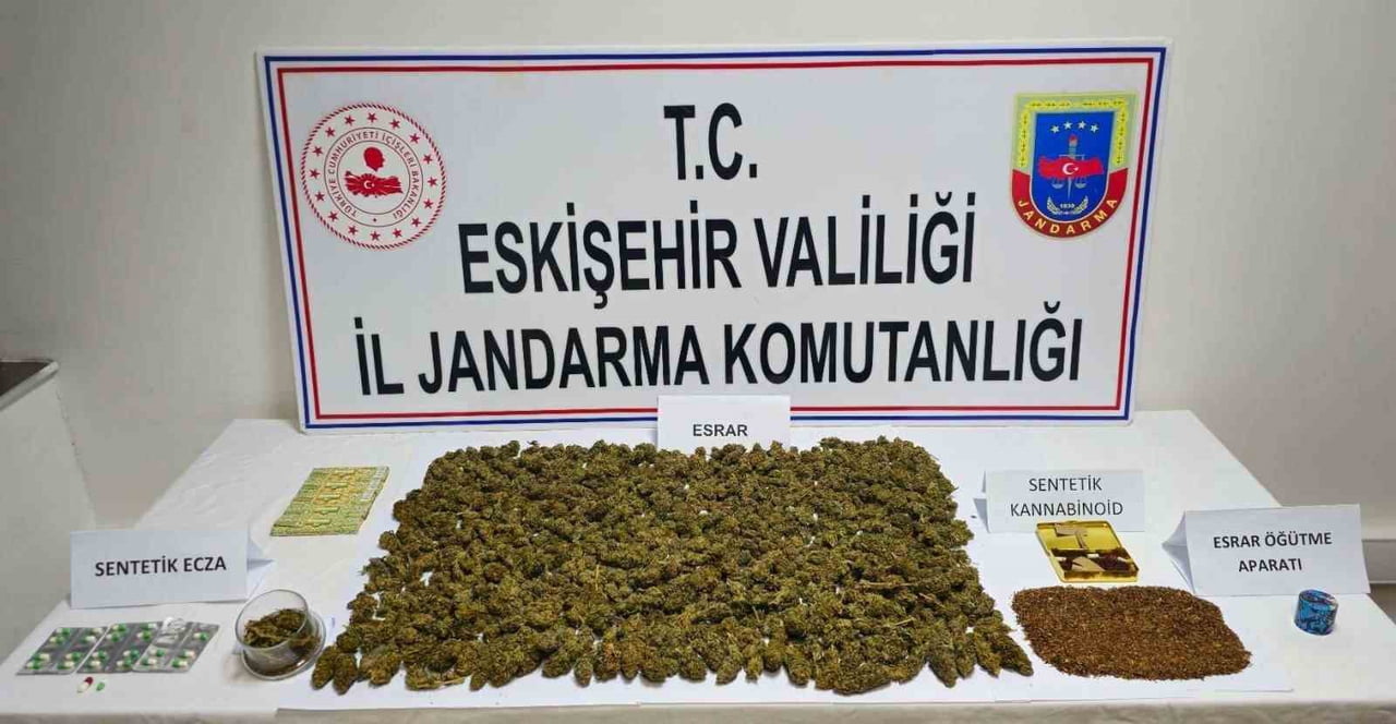 ESKİŞEHİR İL JANDARMA KOMUTANLIĞI EKİPLERİNCE YAPILAN İSTİHBARAT ÇALIŞMALAR NETİCESİNDE...