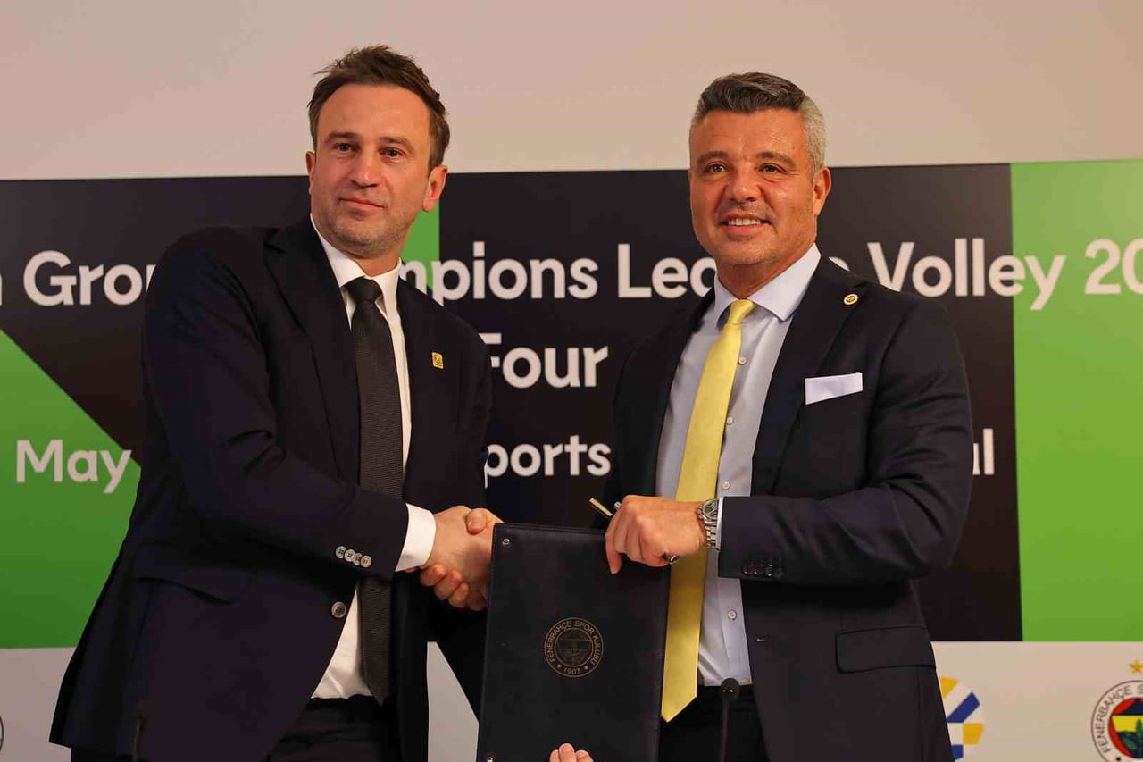 FENERBAHÇE'NİN CEV ZEREN GROUP ŞAMPİYONLAR LİGİ FİNAL FOUR'A İKİ SENE BOYUNCA EV SAHİPLİĞİ...