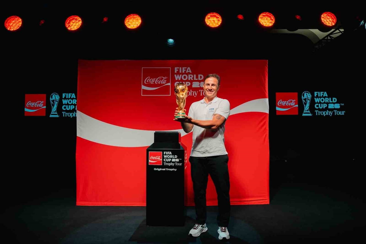FIFA DÜNYA KUPASI, FIFA'NIN RESMİ SPONSORU OLAN COCA-COLA TARAFINDAN DÜZENLENEN FIFA DÜNYA KUPASI...