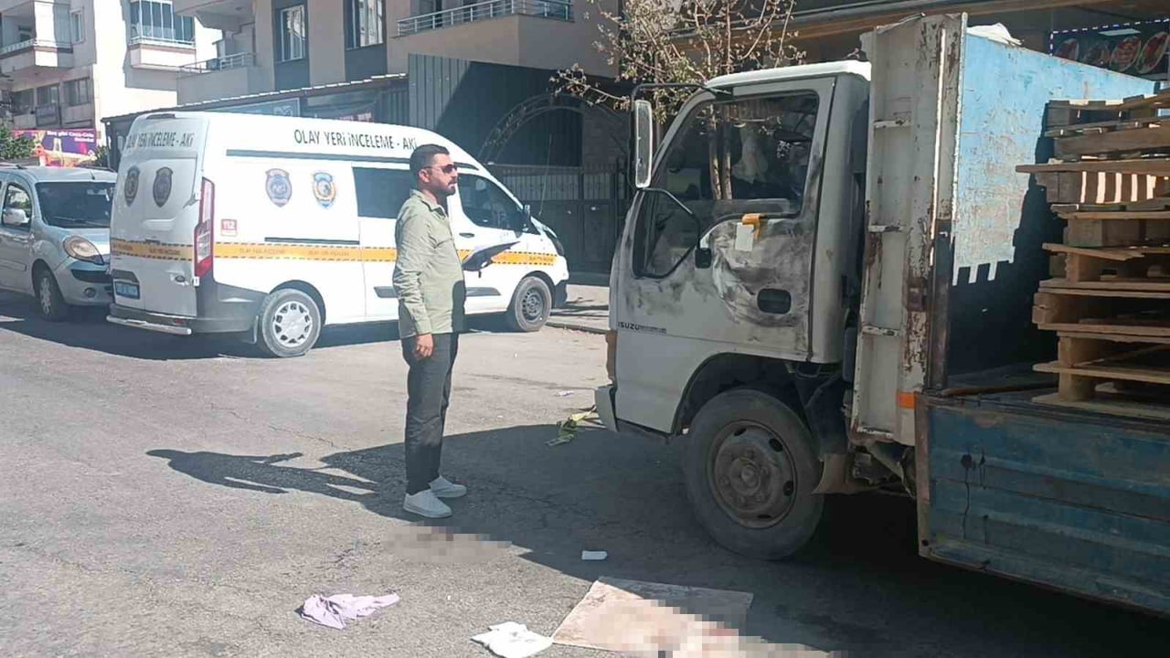 GAZİANTEP'TE KUZENLER ARASINDA ALACAK VERECEK MESELESİ NEDENİYLE ÇIKAN KAVGADA KALBİNDEN...