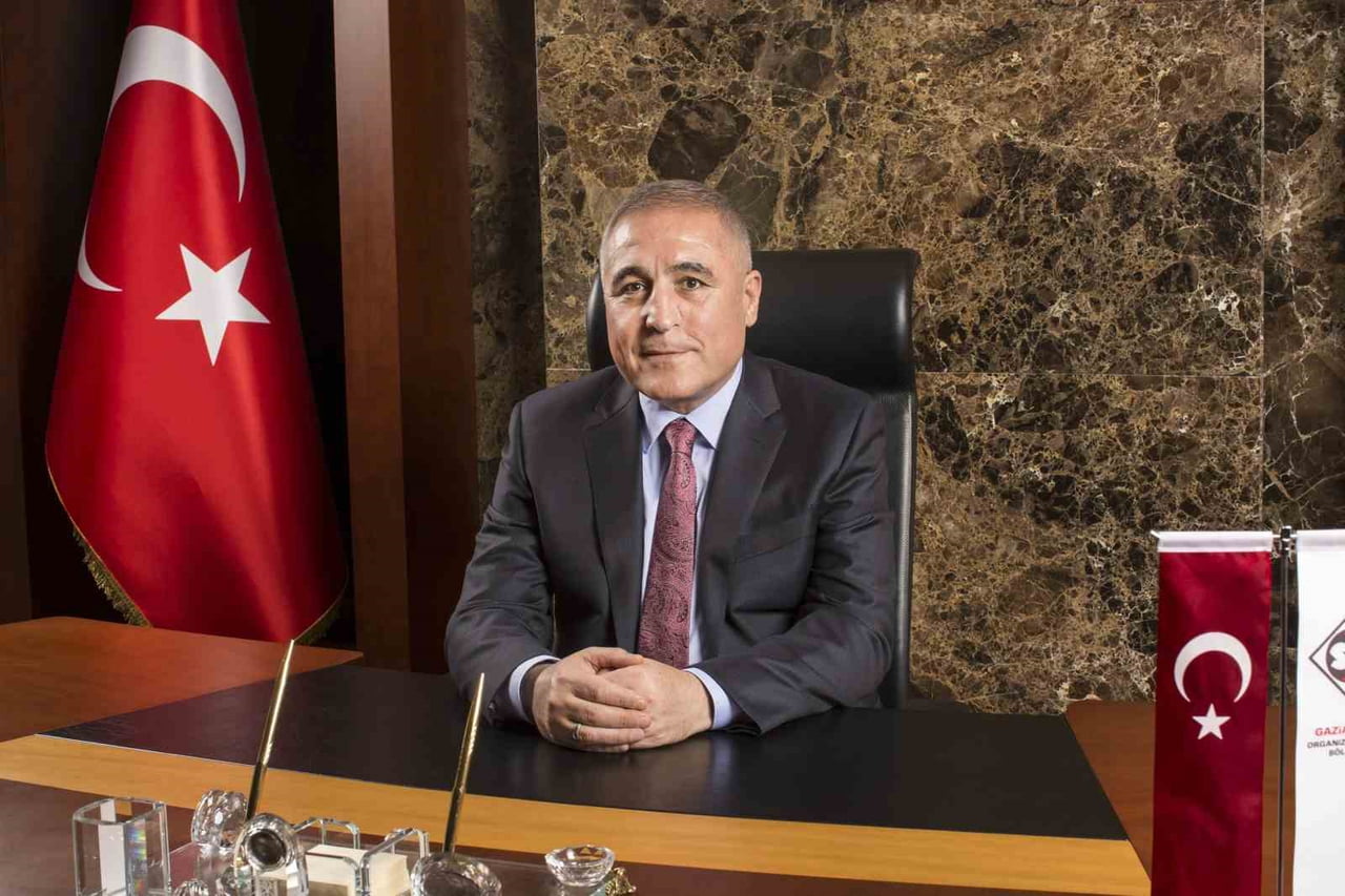 GAZİANTEP ORGANİZE SANAYİ BÖLGESİ BAŞKANI CENGİZ ŞİMŞEK, MESAJ YAYIMLAYARAK 10 OCAK ÇALIŞAN...
