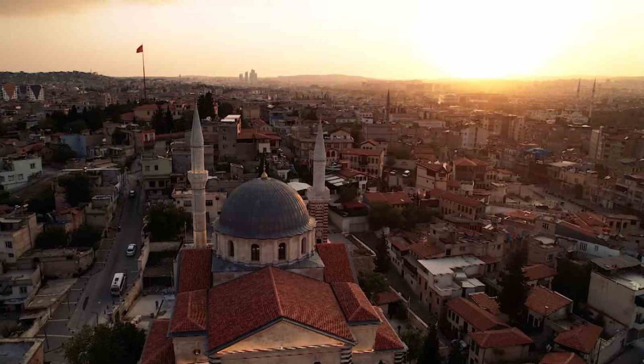 GAZİANTEP’TE TARİHİ YAPILAR YENİDEN AYAĞA KALDIRILDI