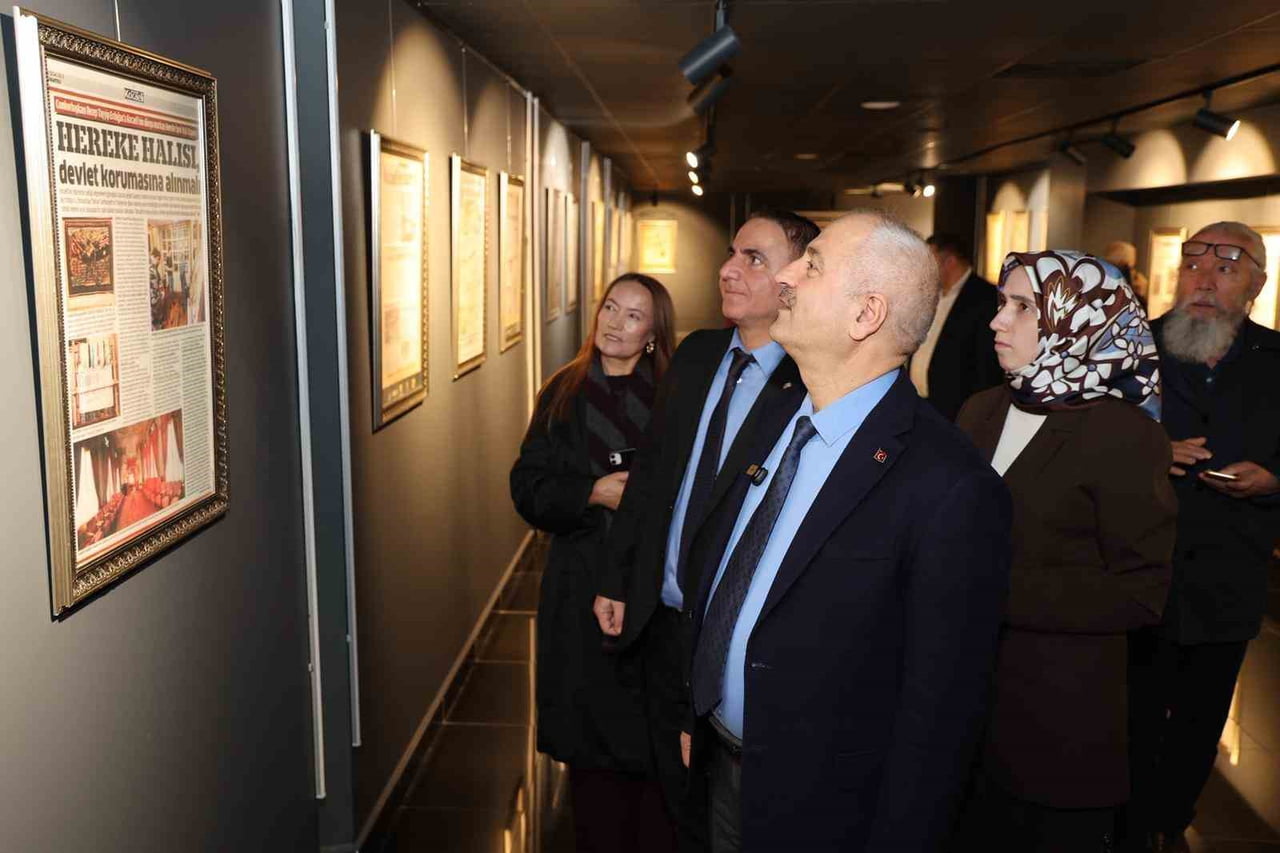 GEBZE’DE AÇILAN BASIN TARİHİ SERGİSİ, KENTTE YILLAR BOYUNCA YAYINLANAN GAZETELER, FOTOĞRAFLAR VE...