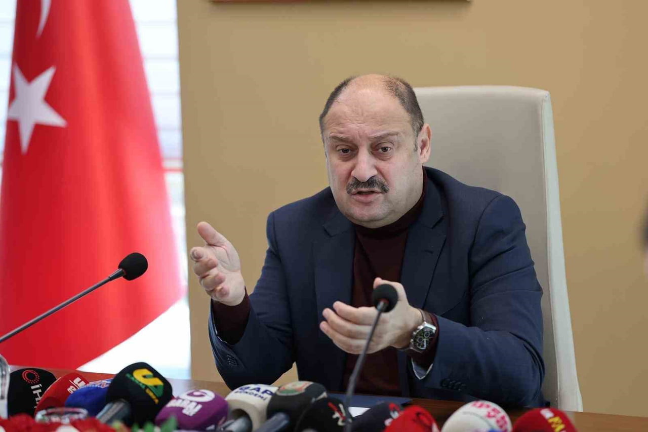 GÜLPINAR, KARLA MÜCADELE ÇALIŞMALARINI DEĞERLENDİRDİ