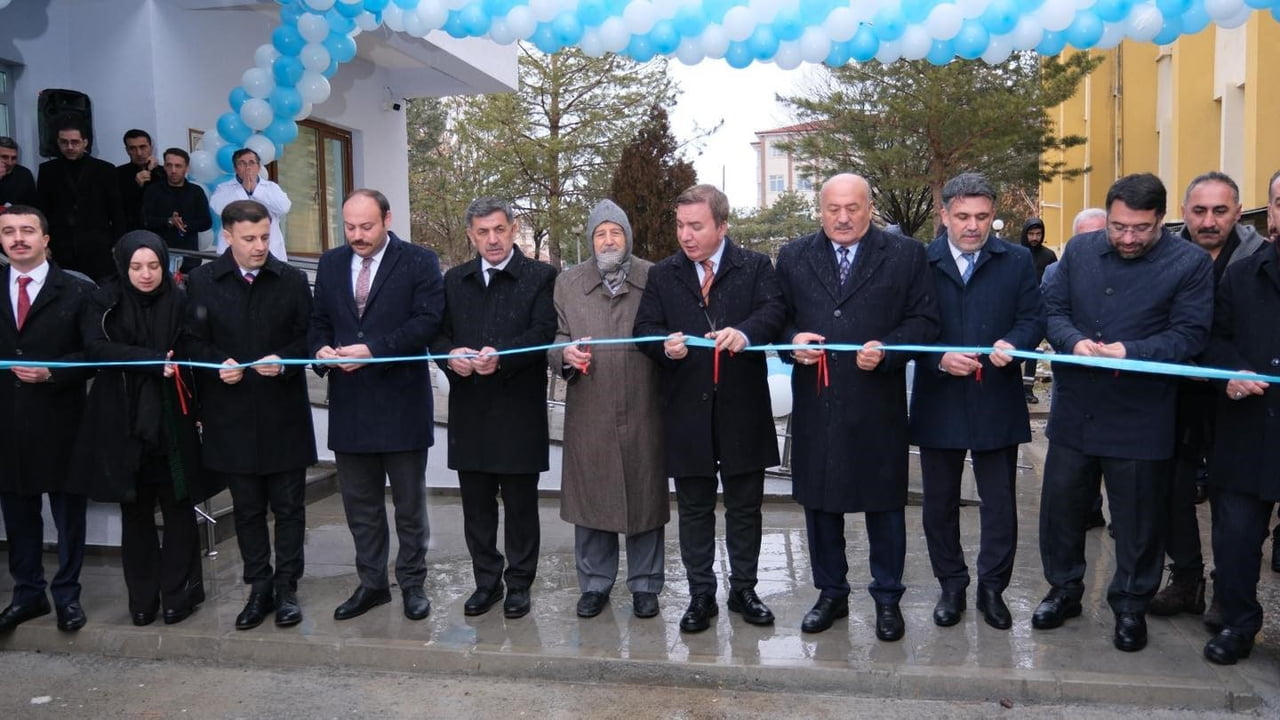 HAFIZ MEHMET AYDIN AİLE SAĞLIĞI MERKEZİ HİZMETE AÇILDI