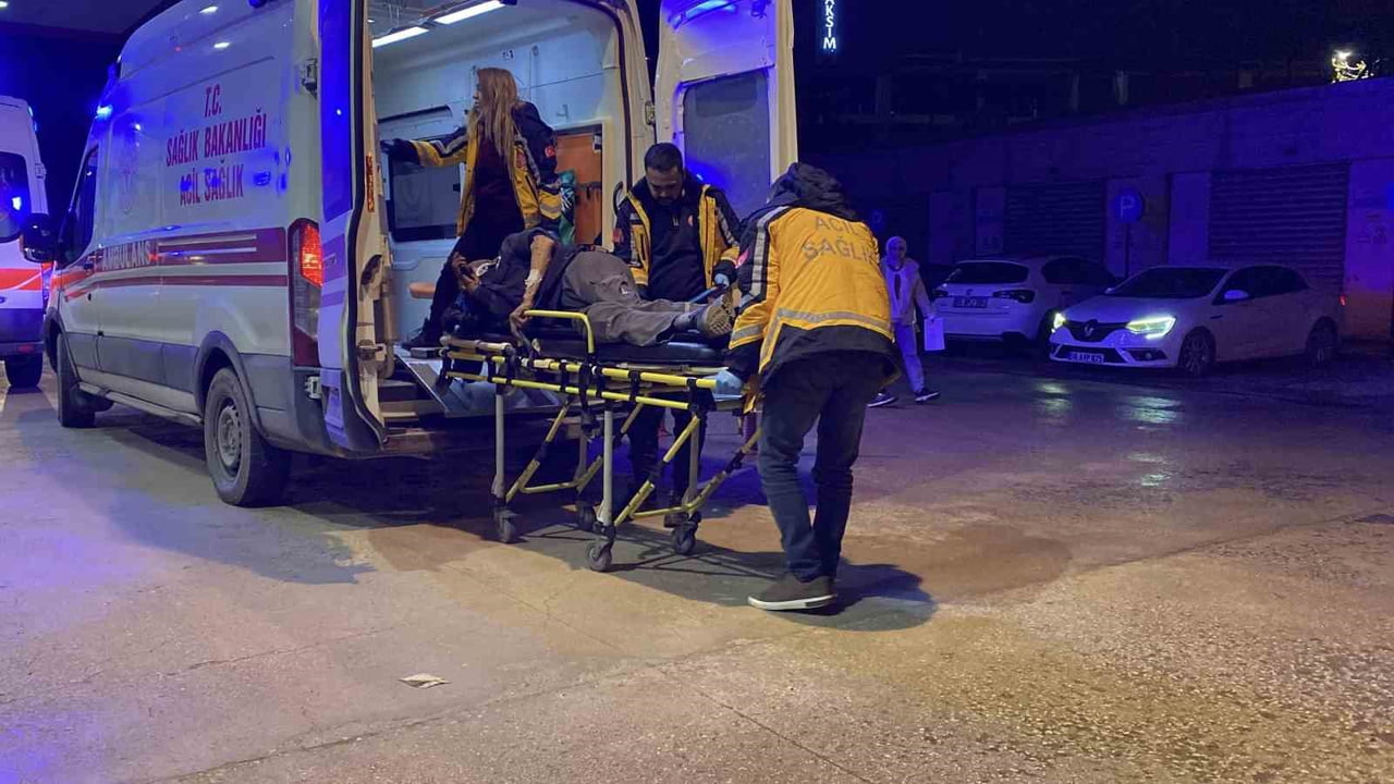 İNEGÖL OSB'DE TIR'IN DORSESİNDEN DÜŞEN İŞÇİ YARALANDI