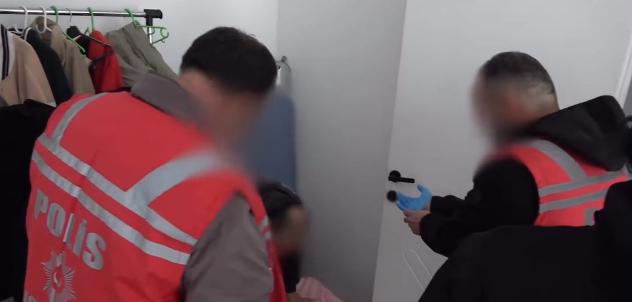 ISPARTA EMNİYET MÜDÜRLÜĞÜ BİRİMLERİNCE 2025 YILI BOYUNCA ASAYİŞTEN NARKOTİĞE, SİBER SUÇLARDAN...