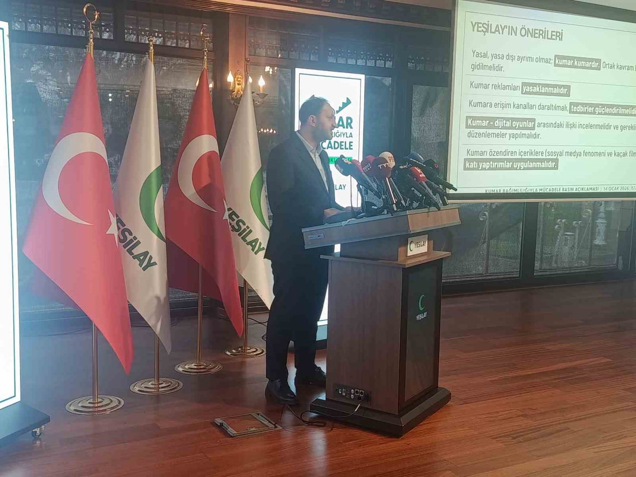 İSTANBUL YEŞİLAY GENEL MERKEZİ'NDE BULUNAN CAMLI KÖŞK'TE KUMAR BAĞIMLILIĞI SORUNU VE ÇÖZÜMLERİNİN...