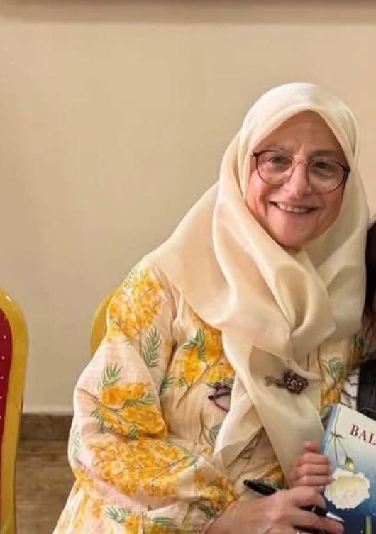 İZMİR'İN ÖDEMİŞ İLÇESİNDE, SÜRÜCÜSÜNÜN DİREKSİYON HAKİMİYETİNİ KAYBETTİĞİ OTOMOBİLİN PARK...