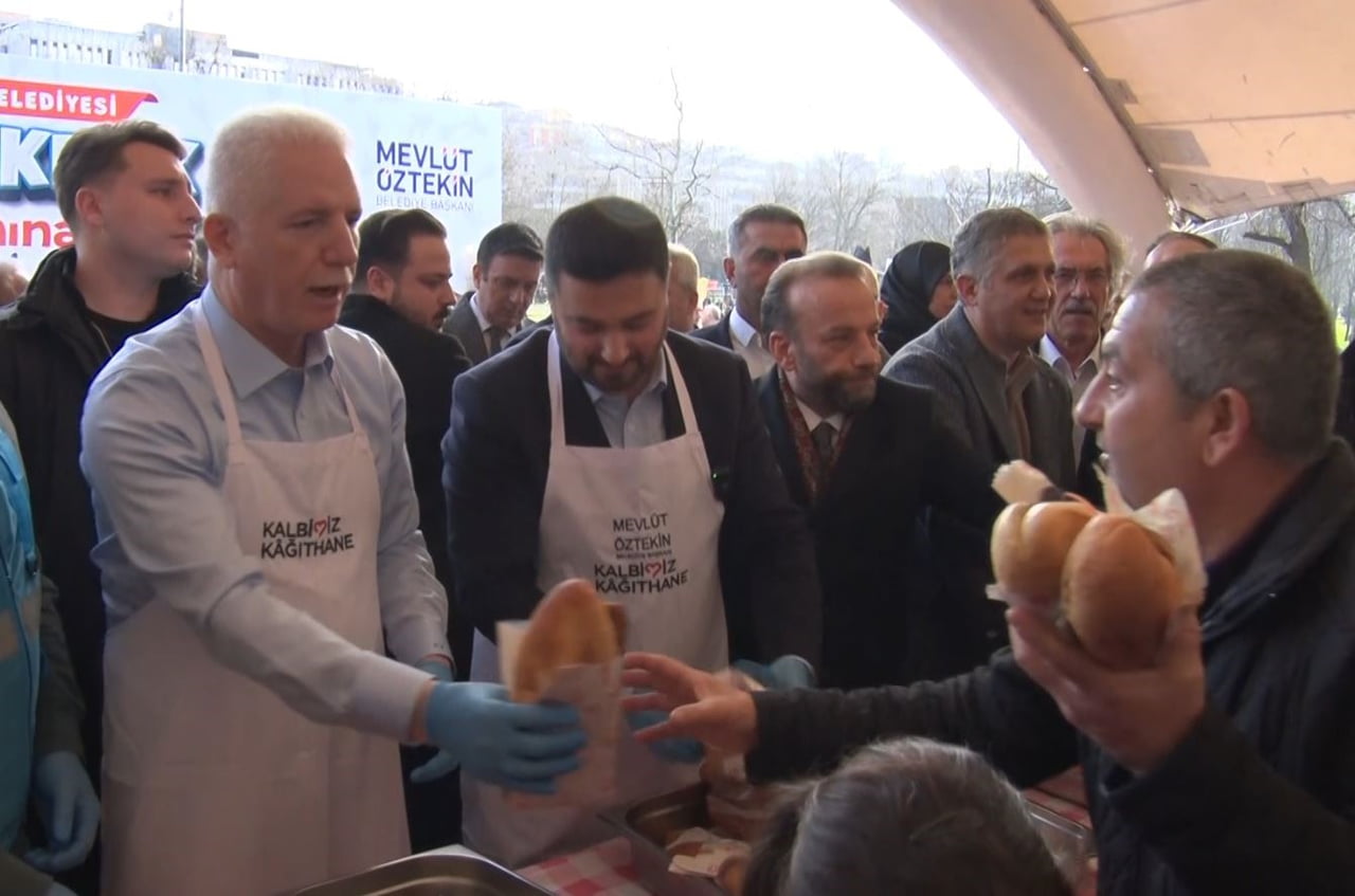 KAĞITHANE BELEDİYESİ HAFTA SONU HASBAHÇE ETKİNLİK ALANI’NDA İSTANBULLULARA BALIK EKMEK ZİYAFETİ...