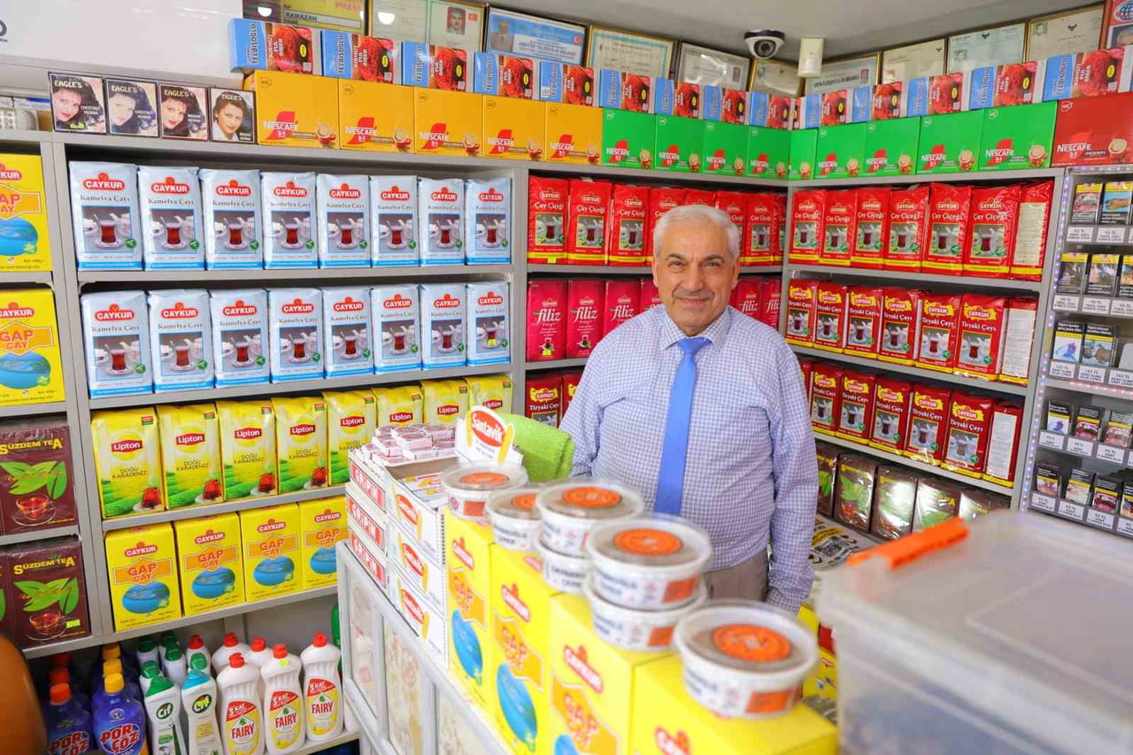 KAHRAMANMARAŞ KÜÇÜK SANAYİ SİTESİ’NDE FAALİYET GÖSTEREN BİR MARKET, 39 YILDIR SÜRDÜRDÜĞÜ DÜZENLİ...