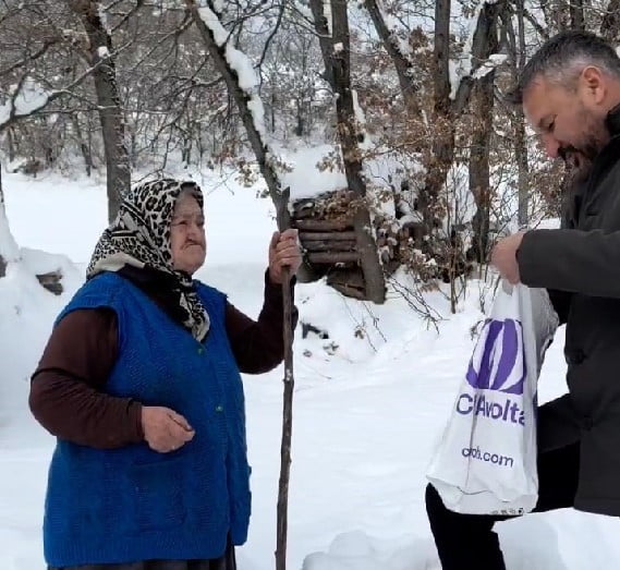 KARABÜK’ÜN ESKİPAZAR İLÇESİ BELEDİYE BAŞKANI SERKAN CIVA, ALMANYA’DA KATILDIĞI PROGRAM SIRASINDA...
