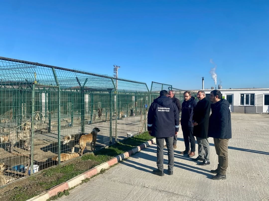 KAYMAKAM ÖZDERİN'E İNCELEMELERİ SIRASINDA BELEDİYE BAŞKAN YARDIMCILARI BİLAL ÇALIK VE SAMET EKİM...