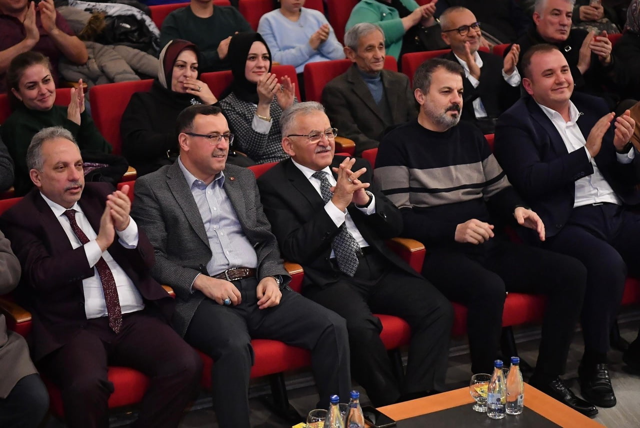 KAYSERİ BÜYÜKŞEHİR BELEDİYE BAŞKANI DR. MEMDUH BÜYÜKKILIÇ; BÜYÜKŞEHİR BELEDİYESİ KONSERVATUVARI...