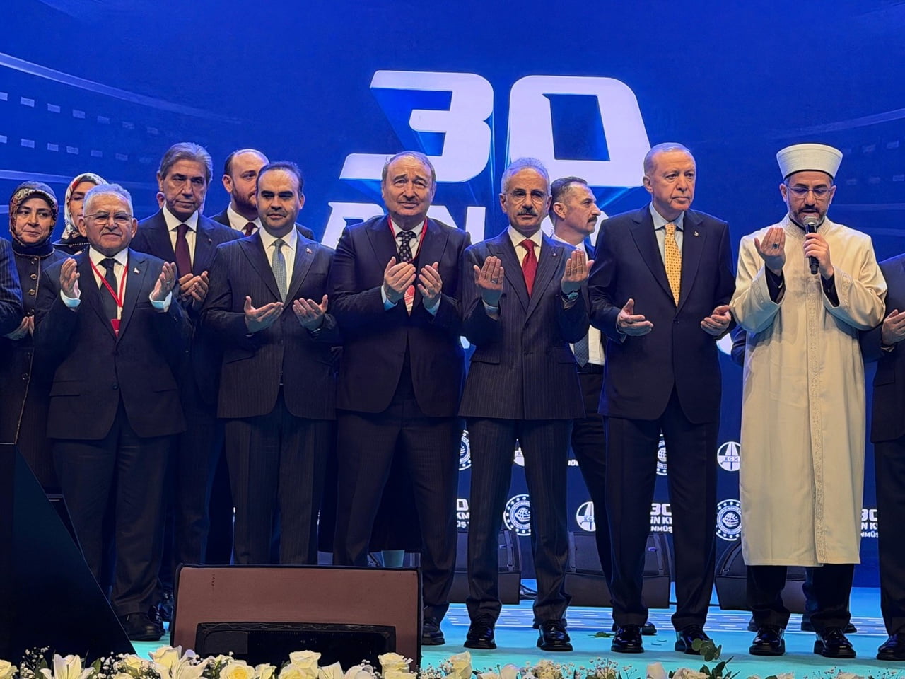 KAYSERİ BÜYÜKŞEHİR BELEDİYE BAŞKANI DR. MEMDUH BÜYÜKKILIÇ, CUMHURBAŞKANI RECEP TAYYİP ERDOĞAN İLE...