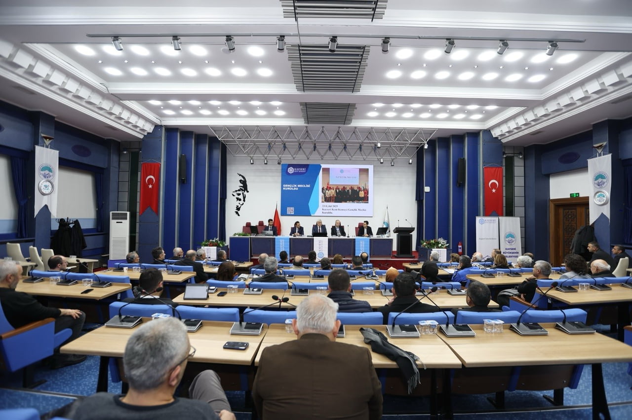KAYSERİ BÜYÜKŞEHİR BELEDİYE BAŞKANI DR. MEMDUH BÜYÜKKILIÇ; KAYSERİ KENT KONSEYİ OLAĞAN GENEL...