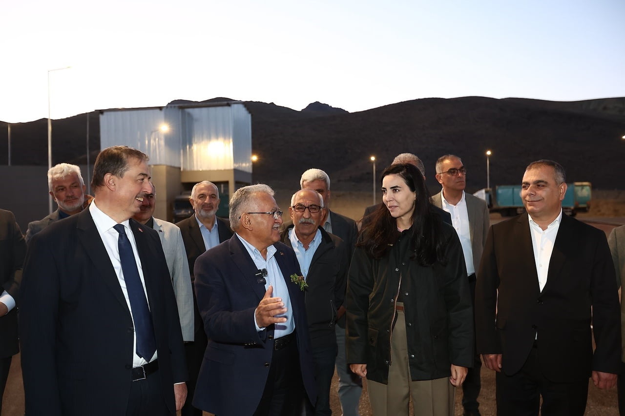 KAYSERİ BÜYÜKŞEHİR BELEDİYESİ, BAŞKAN DR. MEMDUH BÜYÜKKILIÇ’IN ÖNCÜLÜĞÜNDE 2025 YILINDA KATI...