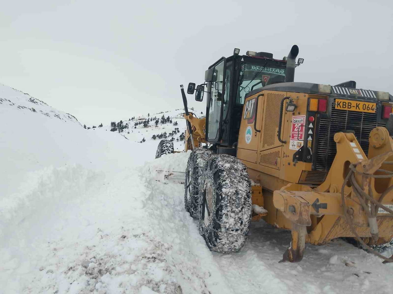 KAYSERİ BÜYÜKŞEHİR BELEDİYESİ; ETKİLİ OLAN KAR YAĞIŞI VE TİPİ SONRASI KIRSAL MAHALLELERDE...