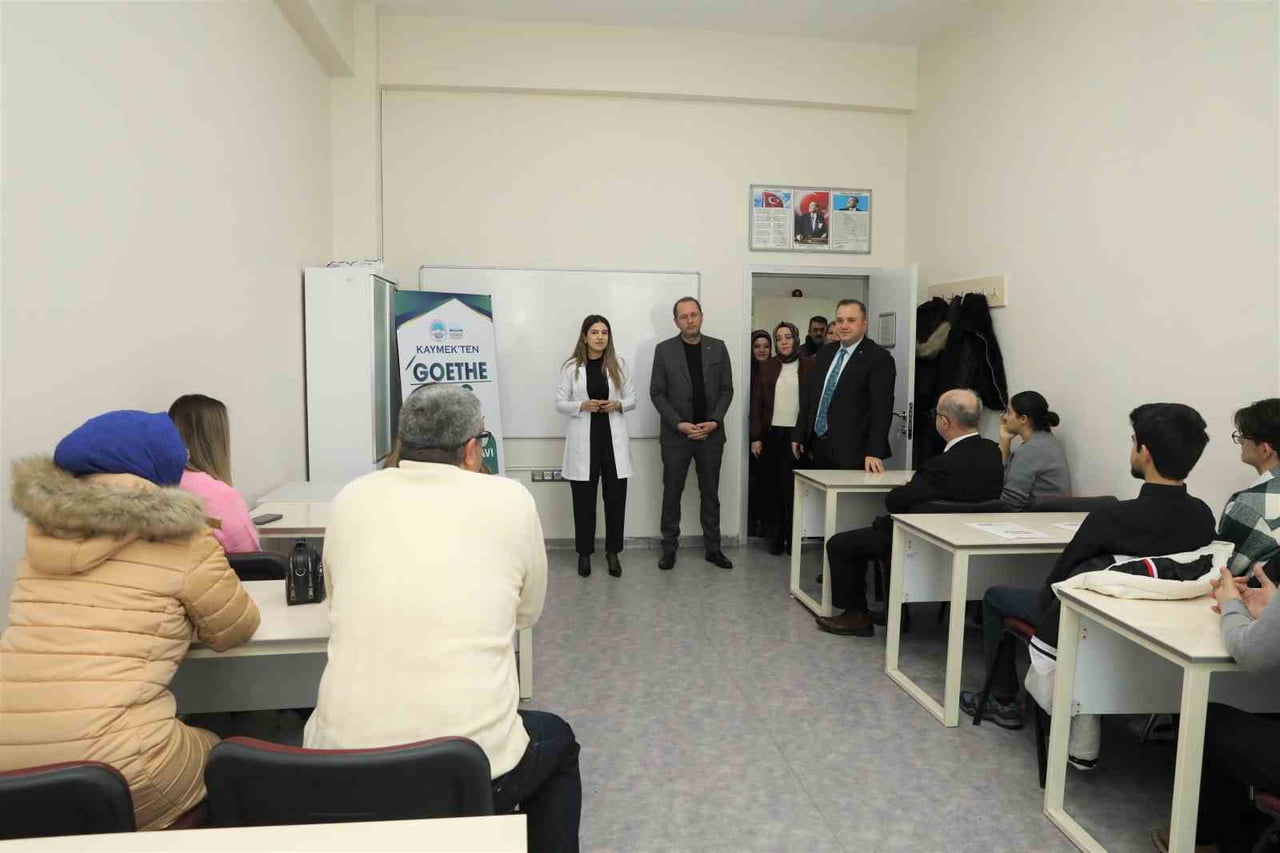 KAYSERİ BÜYÜKŞEHİR BELEDİYESİ KAYMEK SANAT VE MESLEKİ EĞİTİM KURS MERKEZLERİ’NDE VERİLEN ÜCRETSİZ...