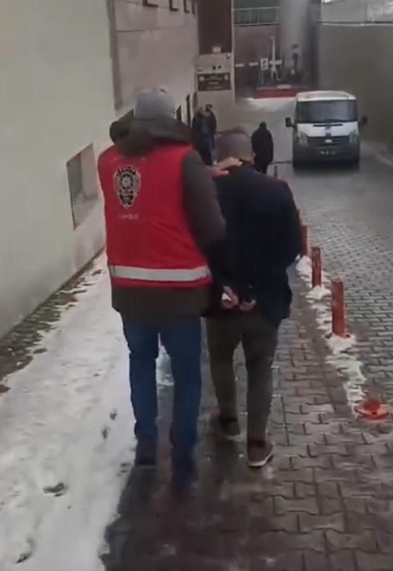 KAYSERİ’DE POLİS EKİPLERİ TARAFINDAN ÇEŞİTLİ SUÇLARDAN TOPLAMDA 54 YIL 4 AY 25 GÜN KESİNLEŞMİŞ...