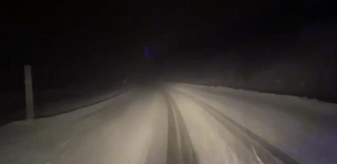 KAYSERİ-KAHRAMANMARAŞ KARA YOLU, YOĞUN KAR YAĞIŞI VE TİPİ NEDENİYLE ÇİFT YÖNLÜ TRAFİĞE...