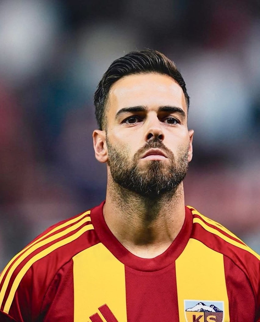 KAYSERİSPOR KAPTANI MİGUEL CARDOSO YAPTIĞI AÇIKLAMASINDA, BAŞAKŞEHİR MAÇINI KAZANMAK ZORUNDA...