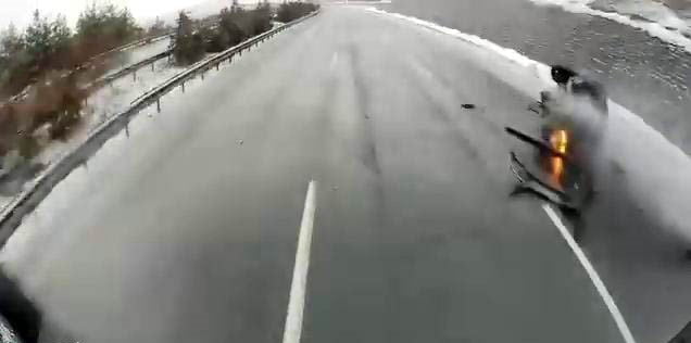 KAZA GÜVENLİK KAMERALARINA YANSIDI.