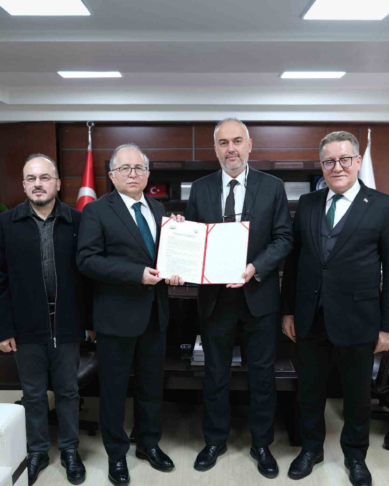 KENTİN TÜM DİNAMİKLERLE İŞ BİRLİĞİNİ GÜÇLENDİRMEYİ HEDEFLEYEN MUDANYA ÜNİVERSİTESİ, BU KAPSAMDA...