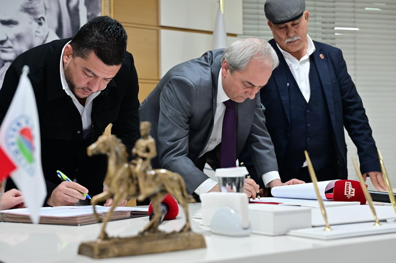 KEPEZ BELEDİYE BAŞKANI MESUT KOCAGÖZ,  SÜTÇÜLER VE HABİBLER MAHALLELERİNDE YAPILACAK SEMT EVLERİ...