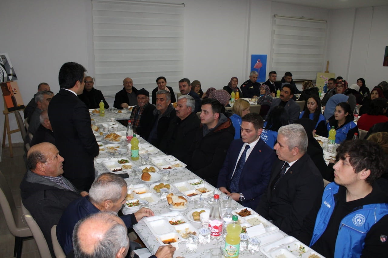 KIRŞEHİR ŞEHİT AİLELERİ DERNEĞİ İLE MUCUR GENÇLİK MERKEZİ ORGANİZASYONUNDA, MİRAÇ KANDİLİ...